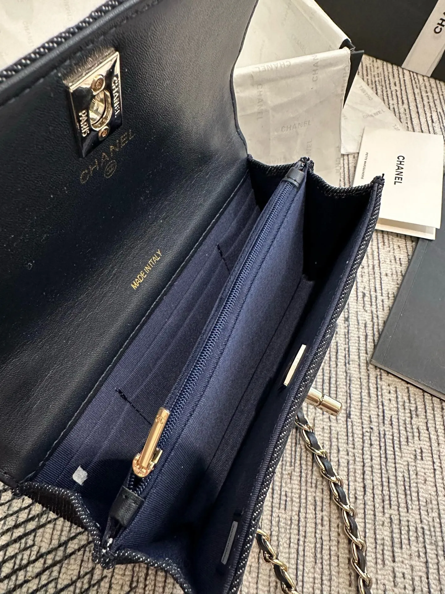 P160 折叠礼盒包装 香奈儿CHANEL 丹宁牛仔手柄woc发财包 可可爱爱 小巧玲珑 优雅精致 仙女必备款 尺寸 19cm