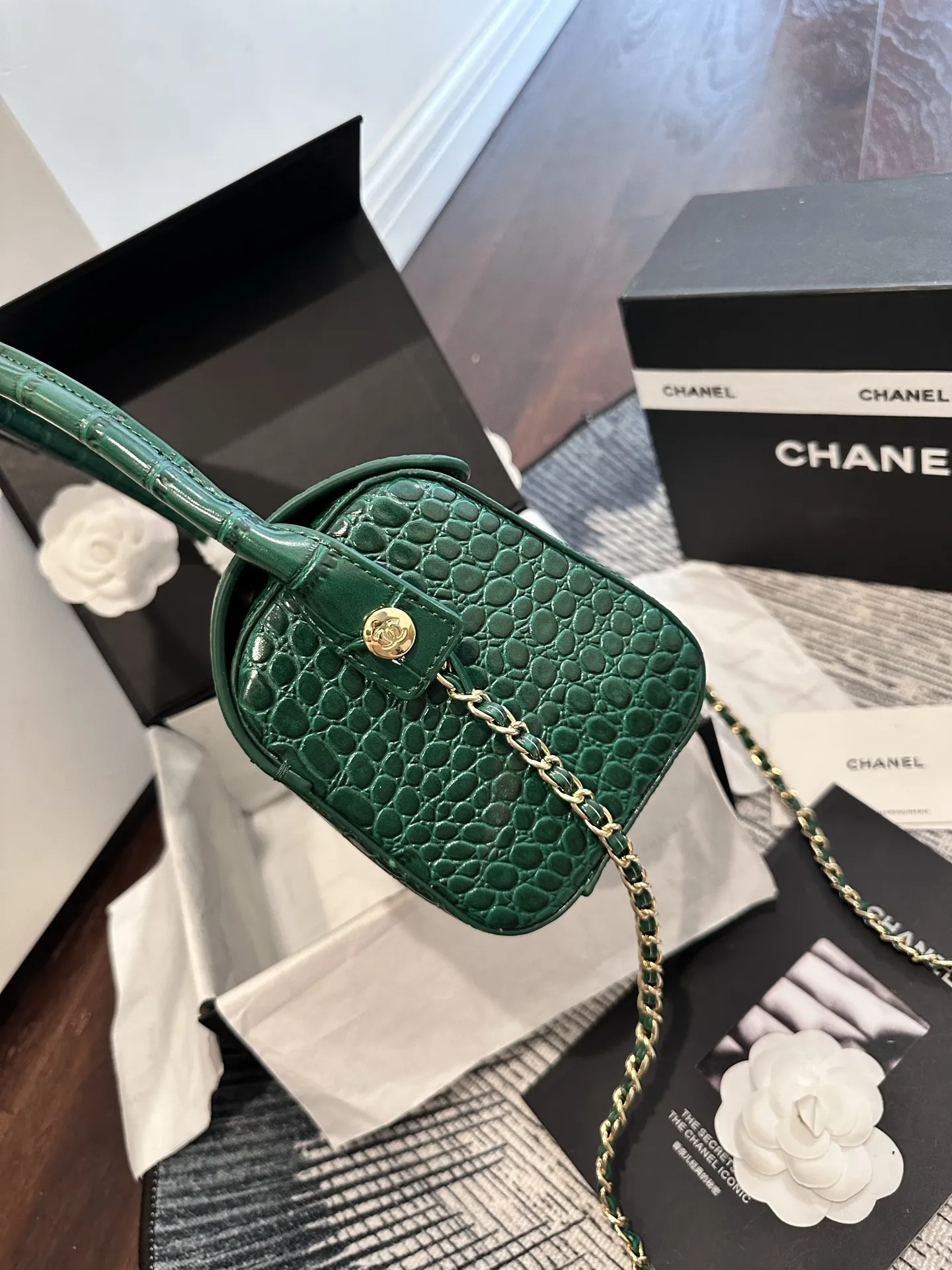 p160 折叠礼盒包装 尺寸23cm 香奈儿26a手柄保龄球包 高级感满满 Chanel圆筒包复古千金氛围感 氛围感直接拉满