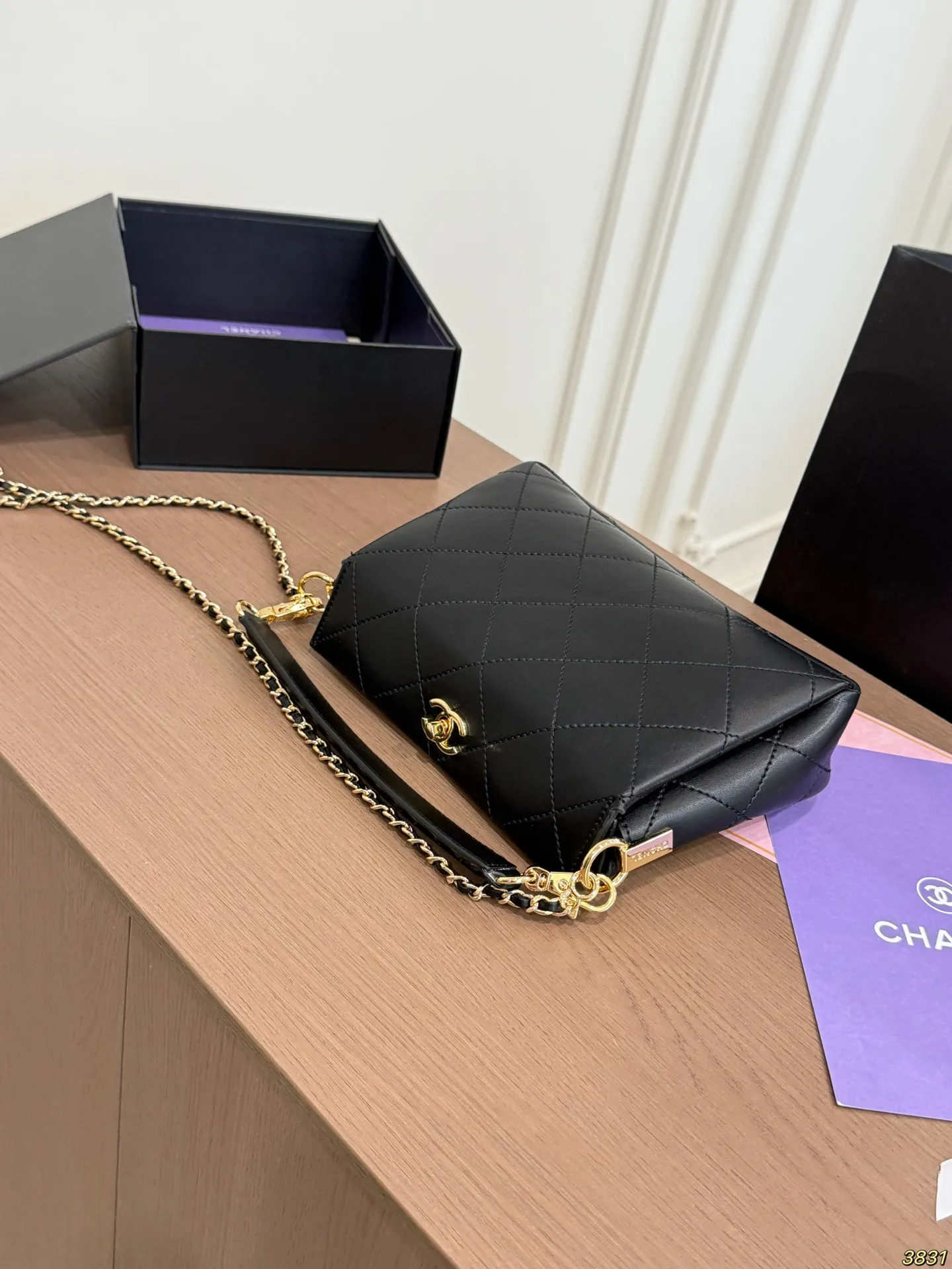 &yen;170 香奈儿Chanel菱格包 隐藏款手提多层饭盒包 便当包软盒子包 妥妥的宝藏系列 一眼心动 超级时髦 尺寸20 13