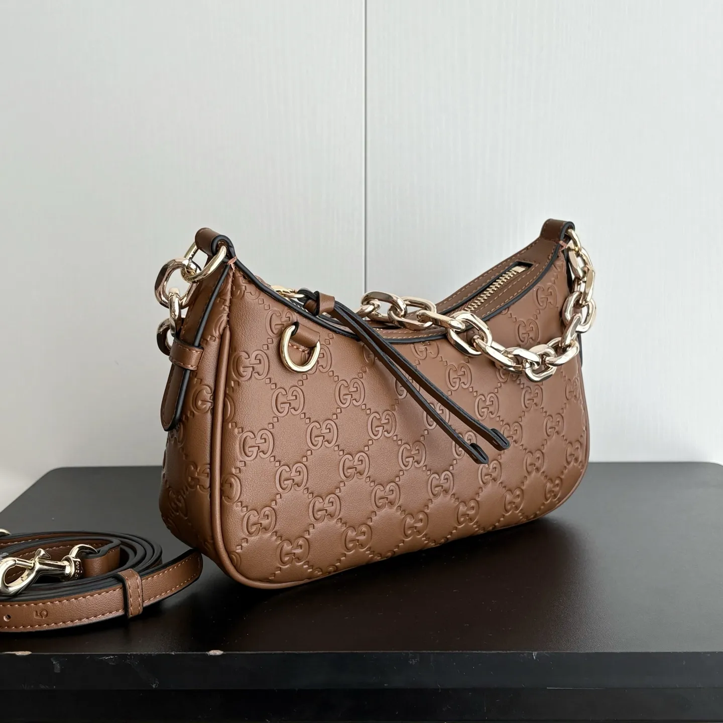 实拍#💰150 款号:847447 尺寸:24/16.5/5.5cm 新款出货!