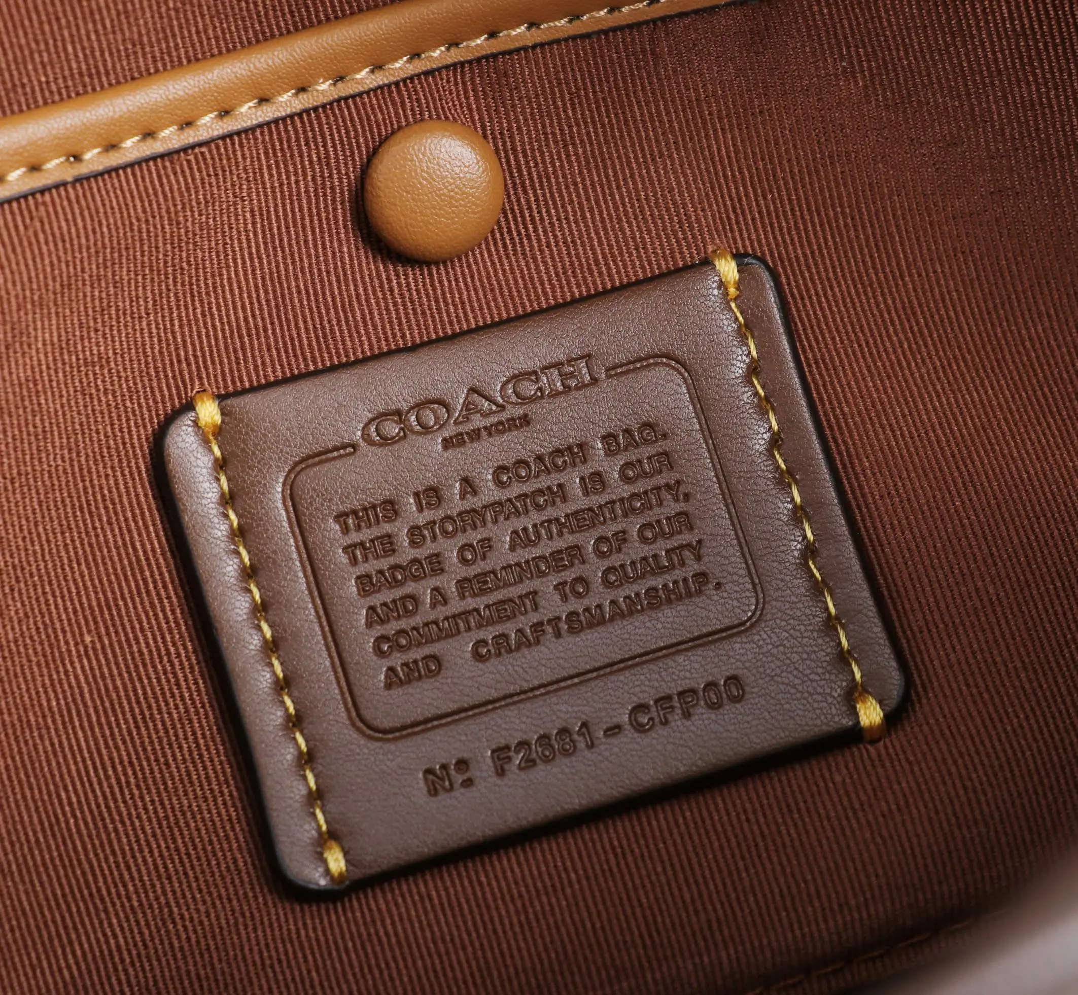 💰170 Coach 寇驰 波士顿单肩包 尺寸:30*14*13cm 型号:CFP00