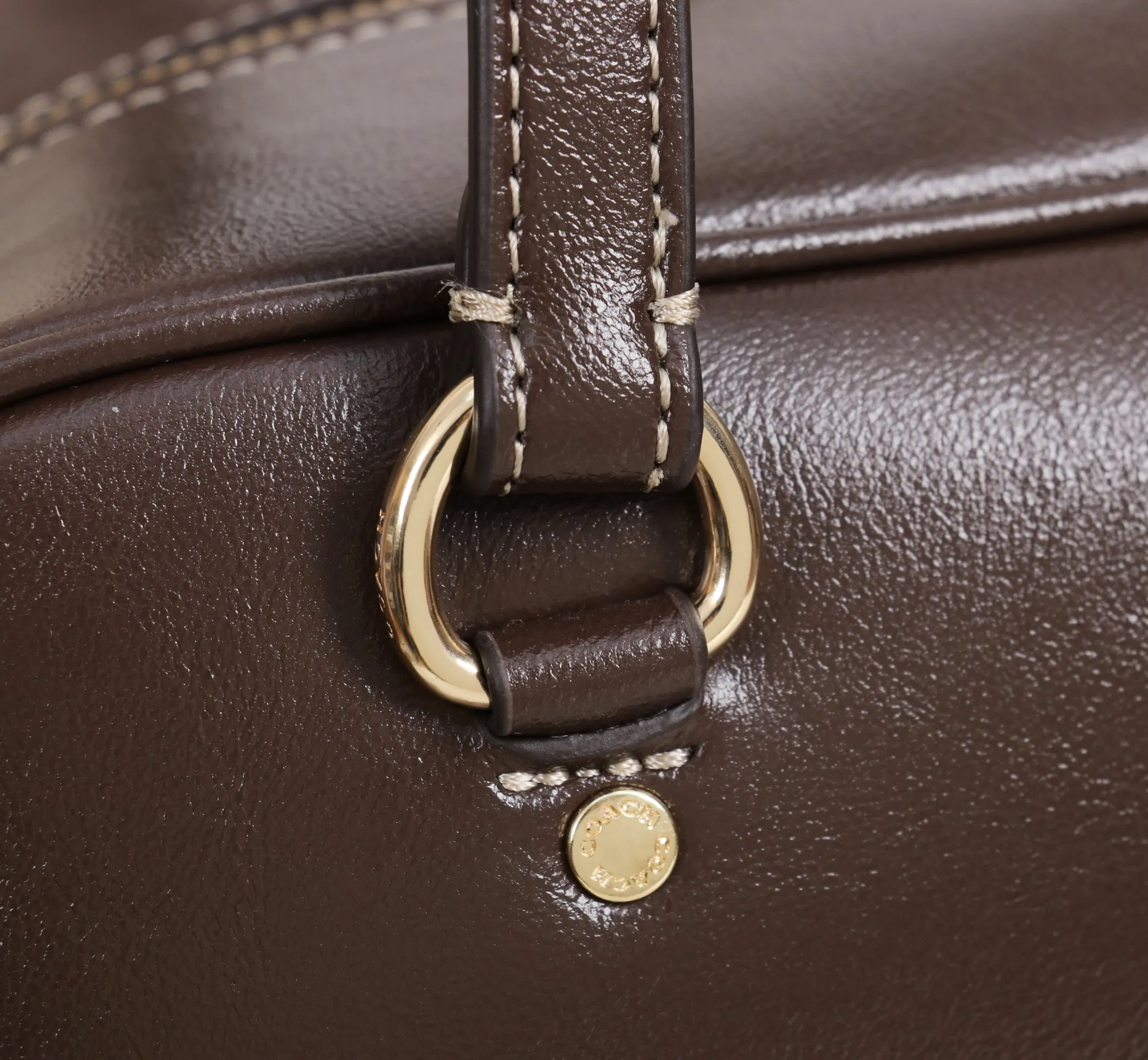 💰170 Coach 寇驰 波士顿单肩包 尺寸:30*14*13cm 型号:CFP00