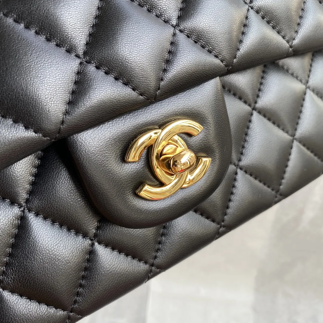 Medium size leather flap shoulder bag, classic minimalist luxury handbag for evening & casual wear xiashuluxemoments