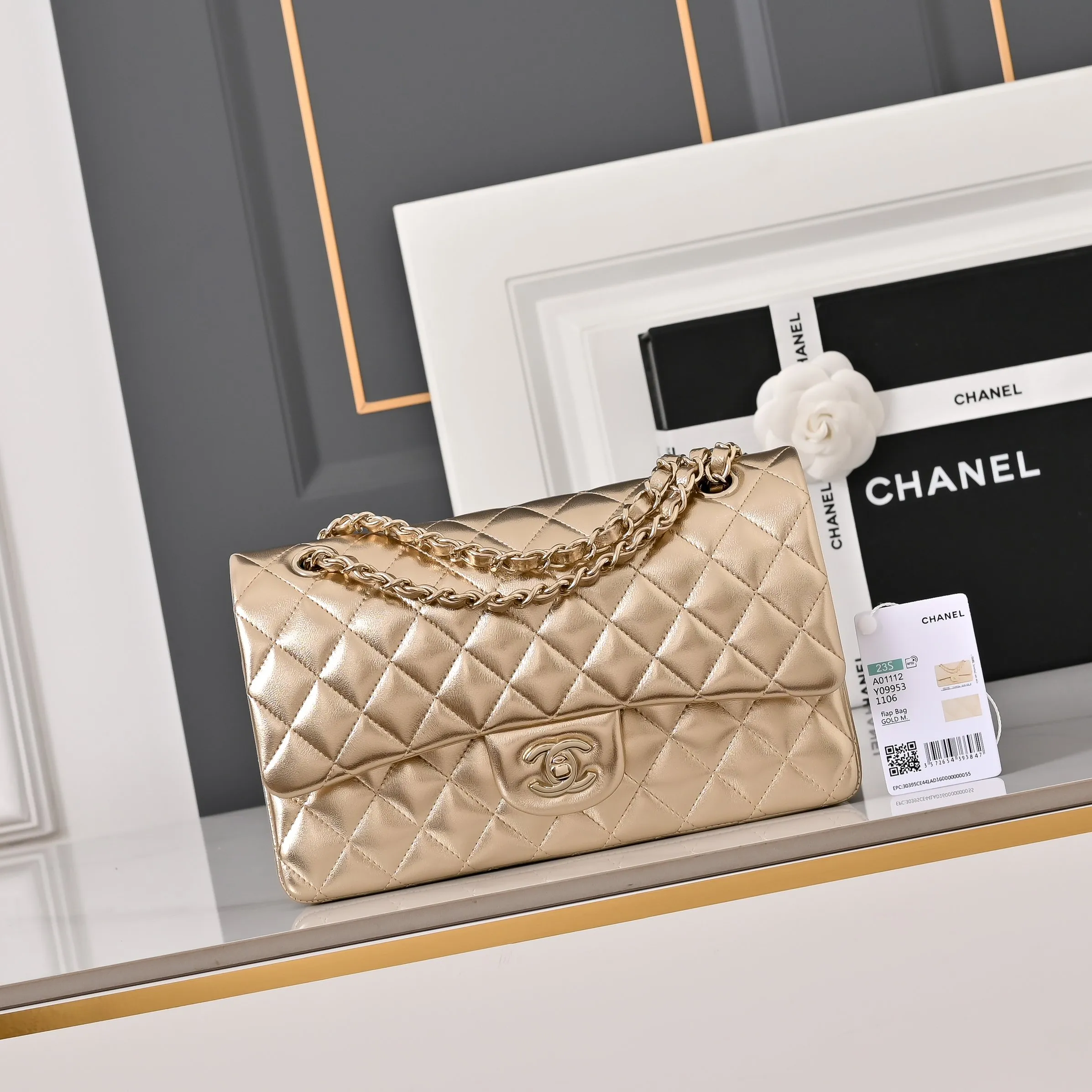 Classic Flap Medium Lambskin Shoulder Bag with Light Gold Hardware (Model 1112) - Premium Quilted Leather Handbag - Express Shipping to Europe, UK, Germany & France