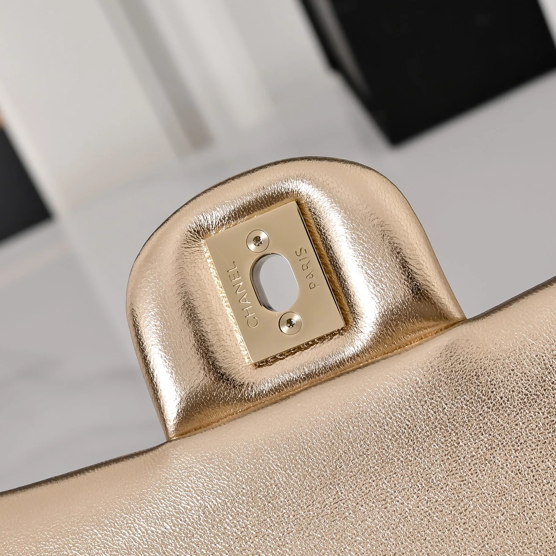 Classic Flap Medium Lambskin Shoulder Bag with Light Gold Hardware (Model 1112) - Premium Quilted Leather Handbag - Express Shipping to Europe, UK, Germany & France