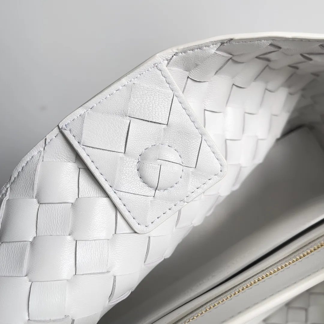 Bottega Veneta Style Andiamo East-West Woven Leather Tote Bag - Kendall Jenner Style - Premium Italian Leather Shoulder & Crossbody Bag (Model 754990) - Fast Shipping to Europe, UK, Germany & France